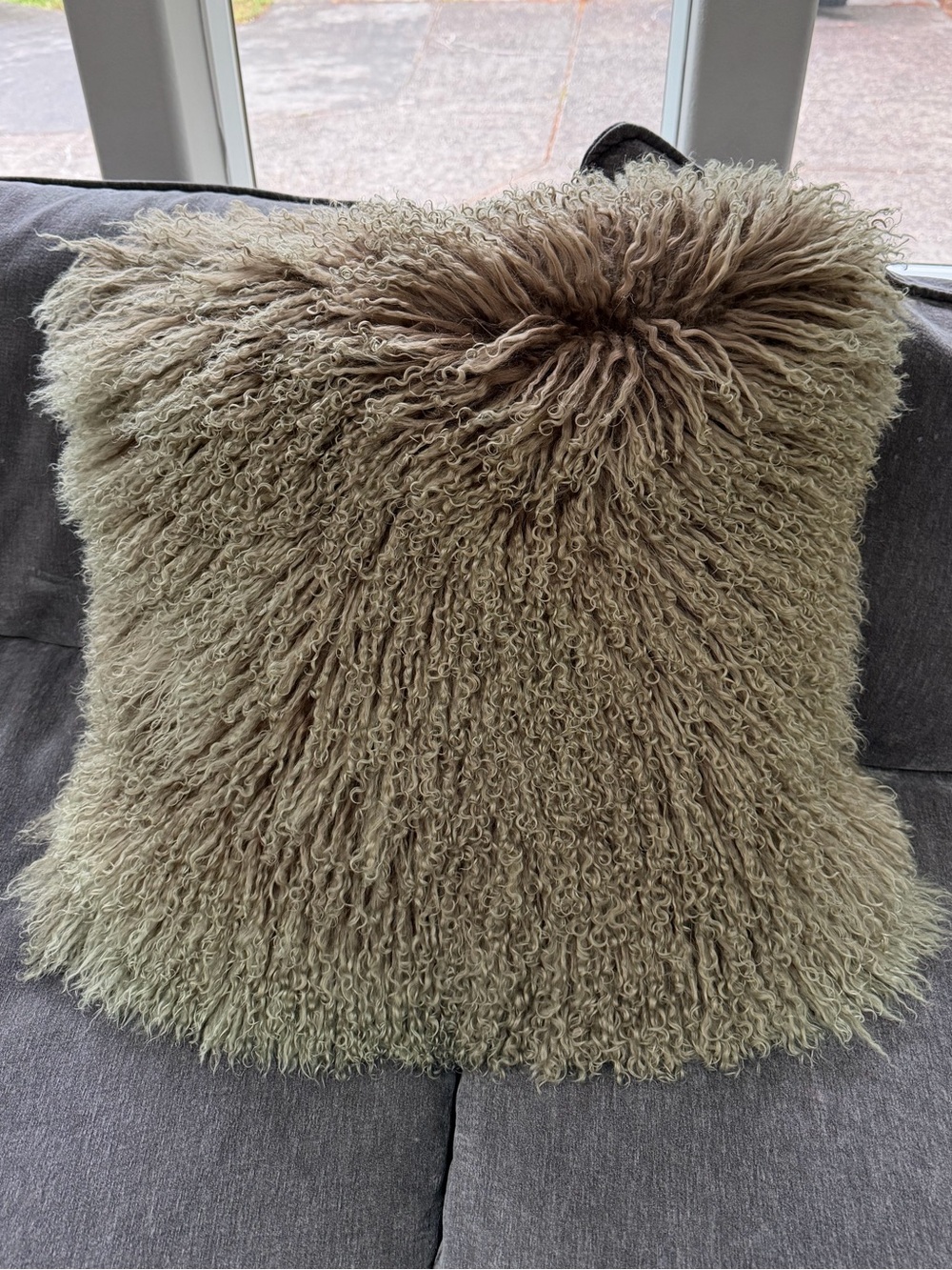 Crate&Barrel Mongolian Sheepskin 23”x23” Burnt Green Throw Pillow